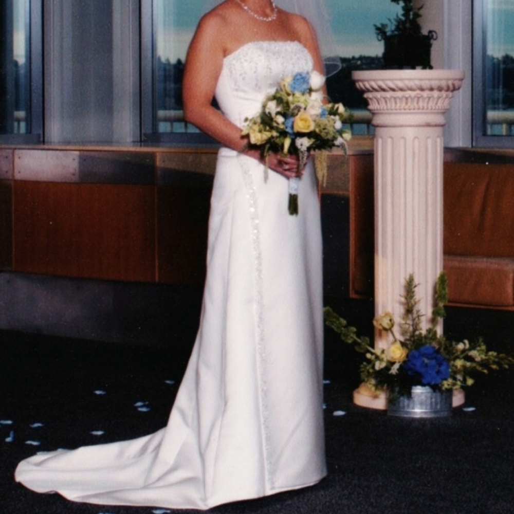 Maggie Sottero Wedding dress Jill sz 10